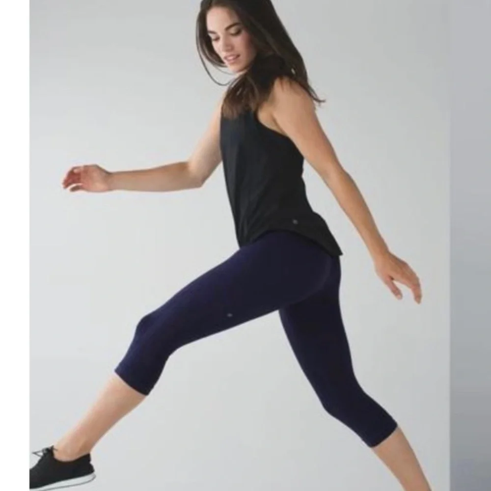 Lululemon Awakening Crop Leggings